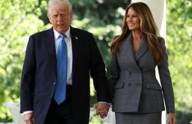 Donald Trump razkril, kaj mu je Putin v telefonskem pogovoru rekel o Melanii