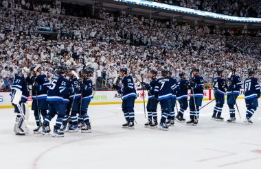Winnipeg brez prejetega gola povedel v seriji NHL