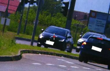 Voznik začetnik namesto s hitrostjo 50 kar s 100 km/h