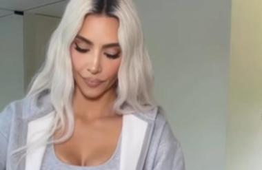 Kim se hvali, drugi se smejijo