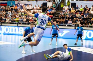 Slovenski rokometaši s 100-odstotnim izkupičkom na evropsko prvenstvo