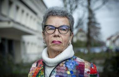 (Avto)biografija Anite Ogulin: Bila sem noseča, ko me je premikastil, da sem se komaj premikala