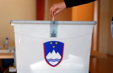 Zakon ni prestal referendumske preizkušnje: Volivci zavrnili dodatek k pokojninam za umetnike