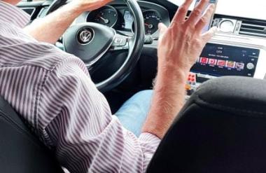 Peljali smo se z Uberjem: Kakšni so plusi in minusi te izkušnje?