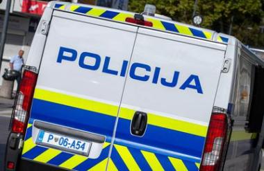 Policisti prosijo za informacije o prometni nesreči v Mariboru