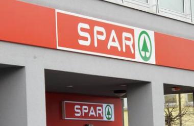 Naprodaj več kot 360 Sparovih trgovin