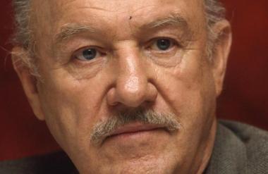 Gena Hackmana otroci na skrivaj pokopali v neoznačen grob