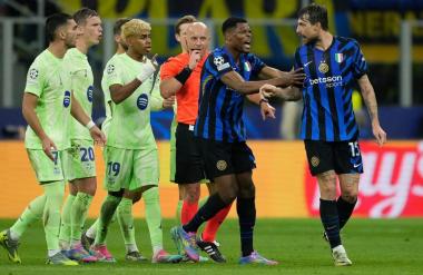 Kamera ujela sramotno potezo zvezdnika Barce, pljunil je Interjevega junaka