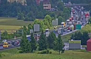 Huda ura na slovenskih cestah: preverite, kje so zastoji