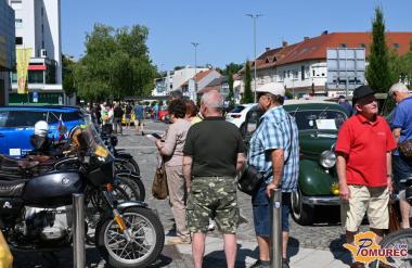 FOTO in VIDEO: Starodobniki znova navdušili v središču Murske Sobote