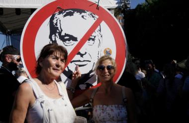 200.000 ljudi Orbanu 