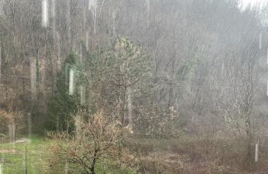 Kaj nas čaka po enem izmed najbolj ekstremnih majskih mesecev?