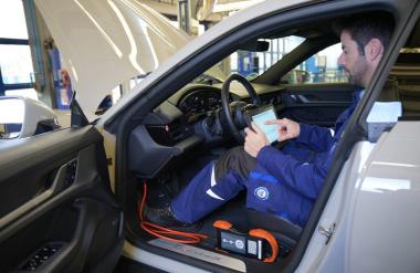 Razkriti najbolj in najmanj zanesljivi avtomobili – električni modeli z mešanimi rezultati