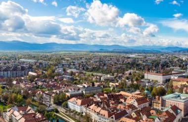 Najdaljši dan v letu bo trajal skoraj 16 ur