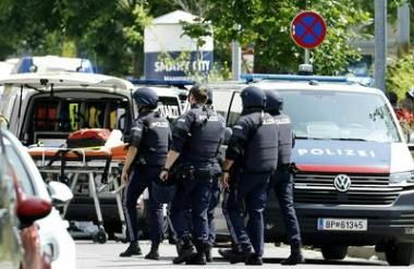 Gradec: morilca o dovoljenju za orožje obvestili na dan pokola
