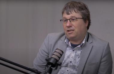 Robert Cvetek: 