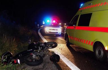Pred motorista pritekel jazbec, tako se je končalo