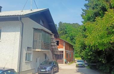 Vaščani o gostincu, ki je z nožem obračunal s starši: Vedeli smo, da ima težave