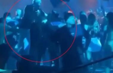 Šokanten posnetek McGregorja iz nočnega kluba na Ibizi