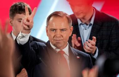 Konservativec Nawrocki zmagovalec predsedniških volitev na Poljskem