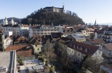 Rast prihodkov od prodaje lani najvišja v poslovanju z nepremičninami