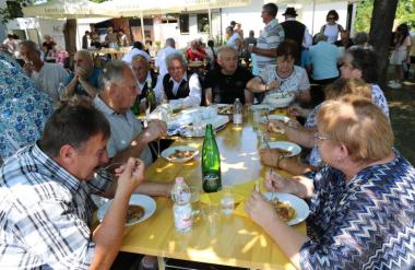 FOTO: V Trimlinih praznovali tradicionalni vaški dan