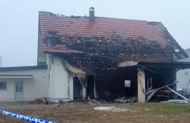 Sodniku požgali dom in grozili: Gorele bodo vse bosanske hiše v občini!