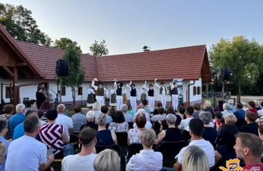 FOTO: Ples tkalcev – Etno večer