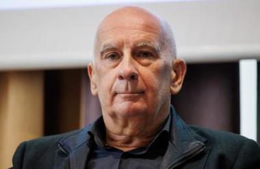 Podjetnik Igor Akrapovič: Želimo si višje plače, ampak prej se bomo mogli pogledati v ogledalo. #video