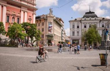 Maja manj brezposelnih