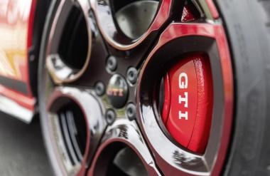 Takšnega golfa GTI gotovo še nimate! Lahko ima Akrapovičev izpuh