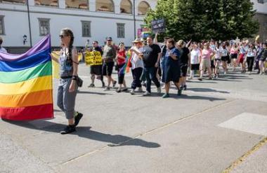 Na mariborski paradi ponosa 350 udeležencev in protishod