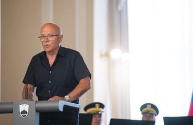 Predsednica zbranim: Ker ste stali pokončno, je lahko Slovenija obstala