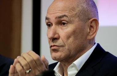 Preiskovalna komisija DZ: SDS medije domnevno financirala nezakonito