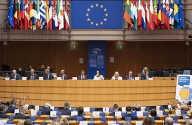 Odbor Evropskega parlamenta potrdil resolucijo o ohranjanju spomina na žrtve komunizma v Sloveniji