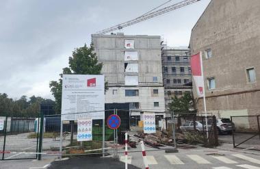 Znano, kdaj bodo začeli rušiti stavbe ob onkologiji