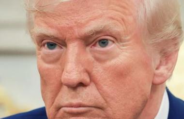 Javnost začudena: to je fotografija, ki jo ima Trump za ozadje na svojem mobilnem telefonu