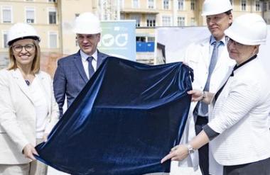 V Ljubljani položili temeljni kamen za novo infekcijsko kliniko #foto
