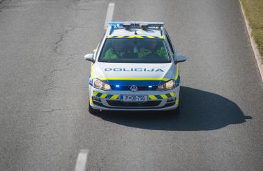 Policisti so ji zasegli avto, to je razlog