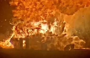 Katastrofalna eksplozija rakete Elona Muska: ne vedo, kaj se je zgodilo #video