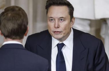 Še prejšnji teden sta se objemala, zdaj Musk na vso moč udaril po Trumpu
