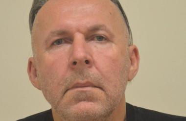 Dvakrat zadel milijone na lotu, življenje pa bo preživel v zaporu
