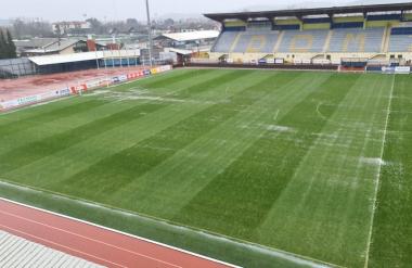 Šok! Čez noč - slovenski stadion nevaren za obiskovalce
